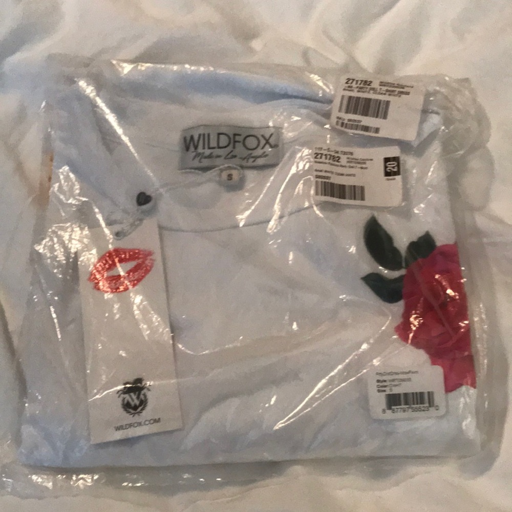 Wildfox Couture Oversized T-Shirt Dress in White meadow flowers tag size small